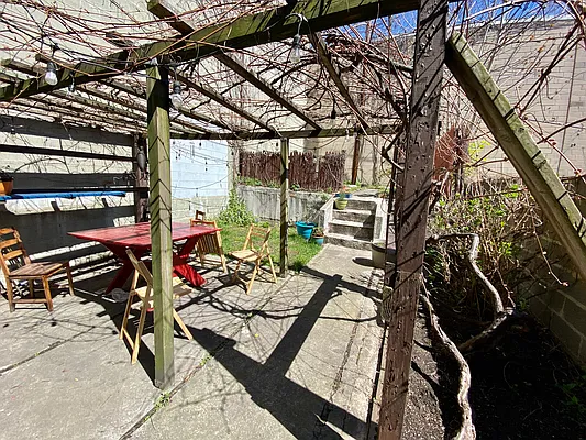 Rented by Highline Residential | media 12