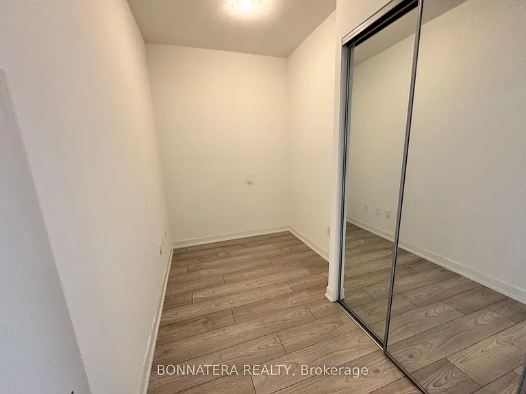 498 Caldari Rd #1027 — Photo 3