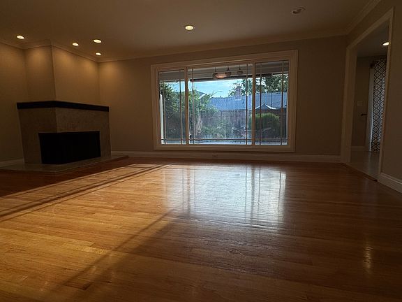 2nd image of 1629 Waxwing Ave