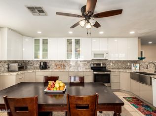 2 E Muriel Dr, Phoenix, AZ 85022