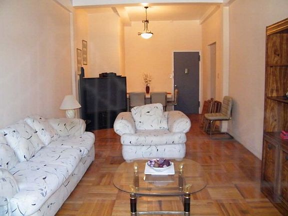 3rd image of 6035 Broadway APT 2D