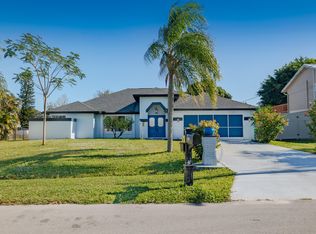 2349 SE Pinero Rd, Port Saint Lucie, FL 34952