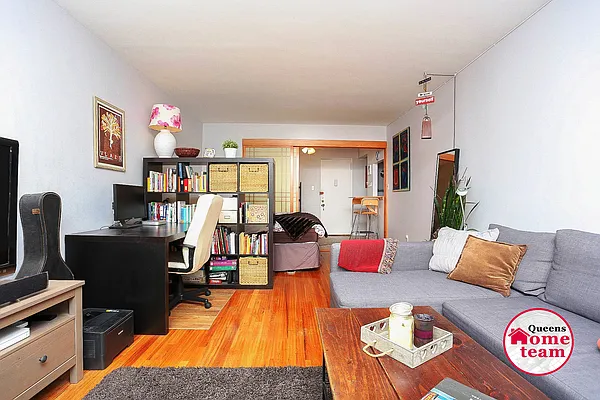 Sold by Keller Williams Realty Landmark II | media 10