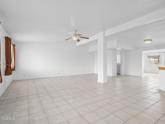 4th image of 1056 W King St