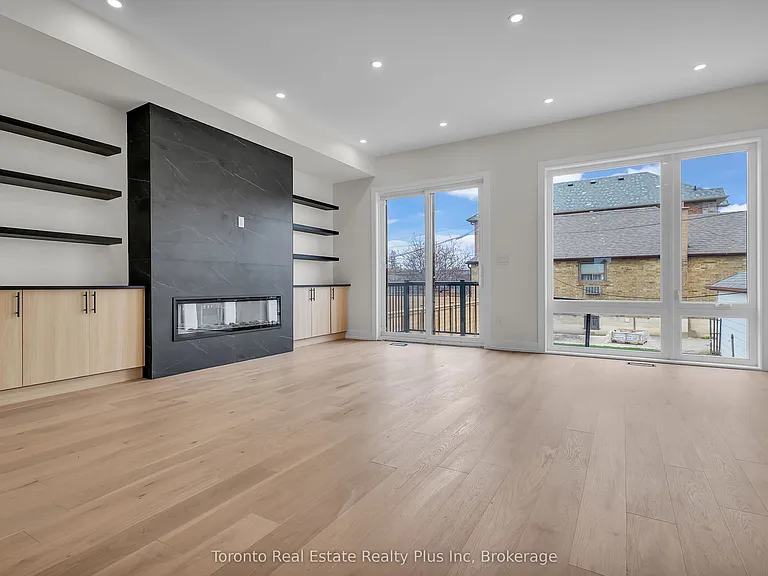 138 Bowie Ave — Photo 9