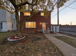 16891 Avon Ave, Detroit, MI 48219