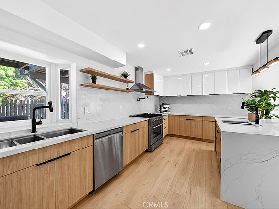 4th image of 2248 El Rancho Vis