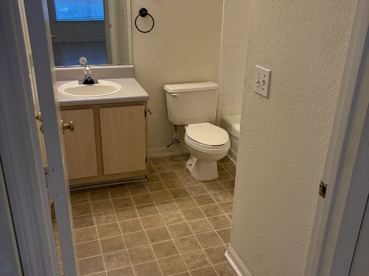 2 bed, 2.0 bath, $1,550 — Photo 3