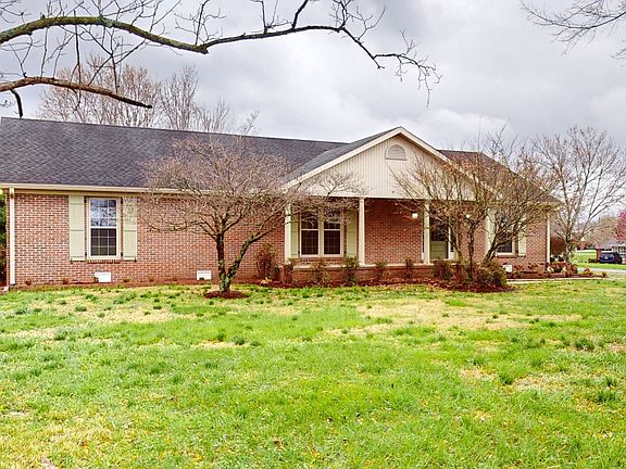 2nd image of 137 Maupin Cir