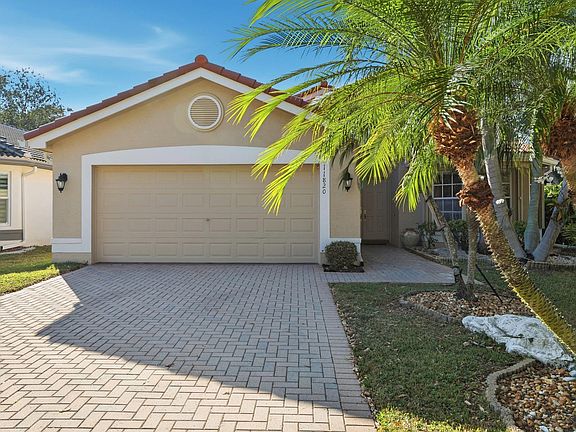 2nd image of 11820 Castellon Court
