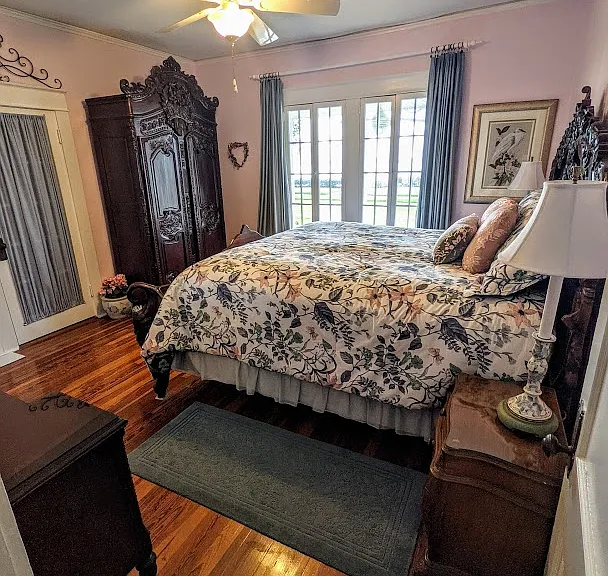 1121 Victoria Dr — Photo 25