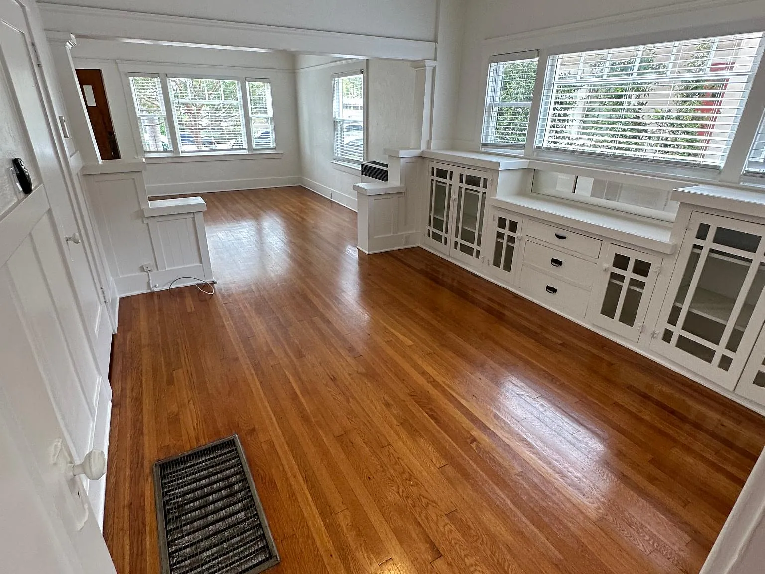 1 bed, 750 sqft, $2,595 — Photo 2