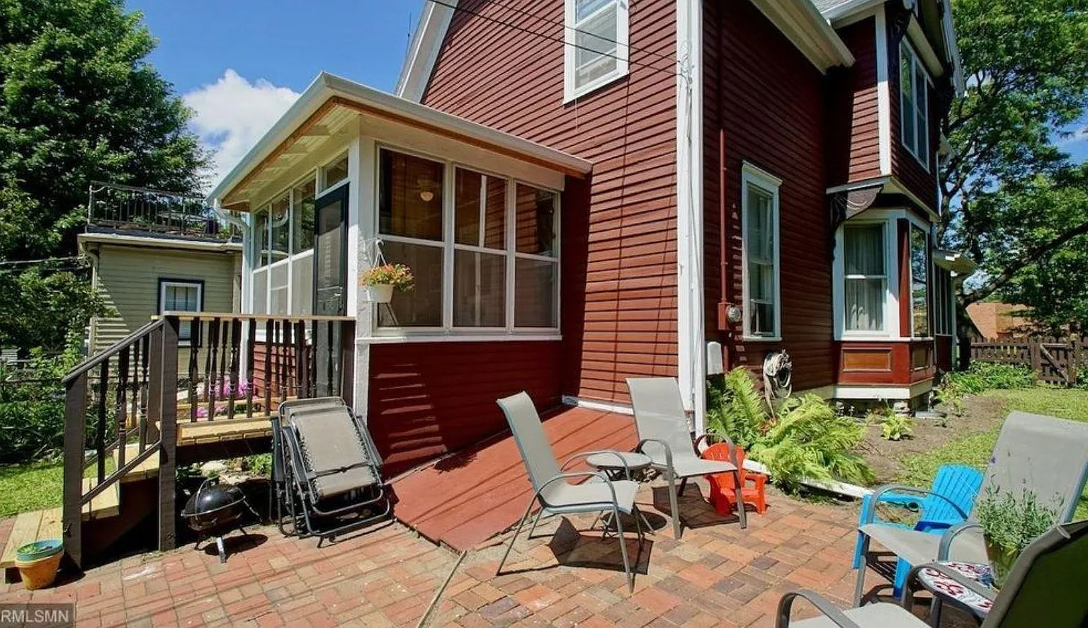 5 bed, 2633 sqft, $3,325 — Photo 1