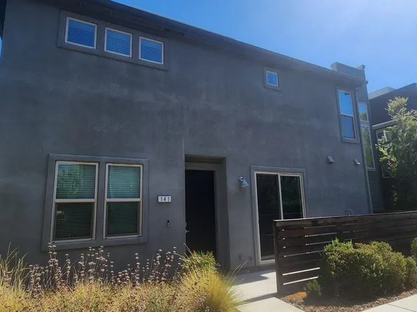 141 Log Pond Ln, Sacramento, CA 95818