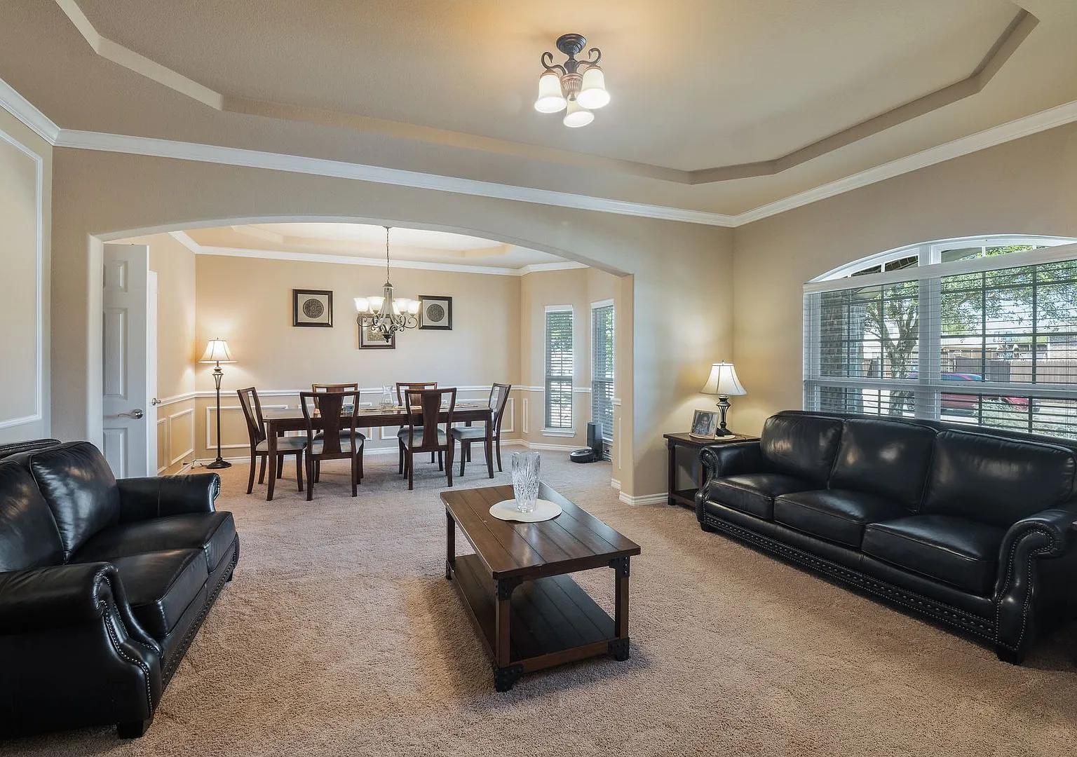 5 bedroom home in Murphy! — Photo 3