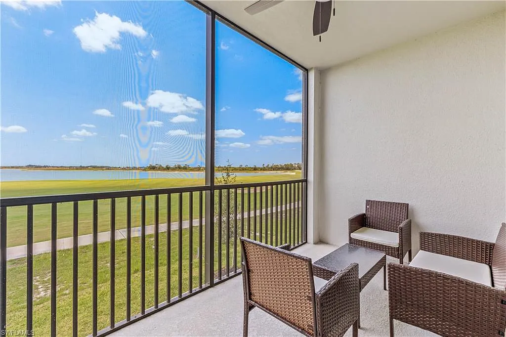 2 bed, 2.0 bath, 1120 sqft, $6,000 — Photo 1