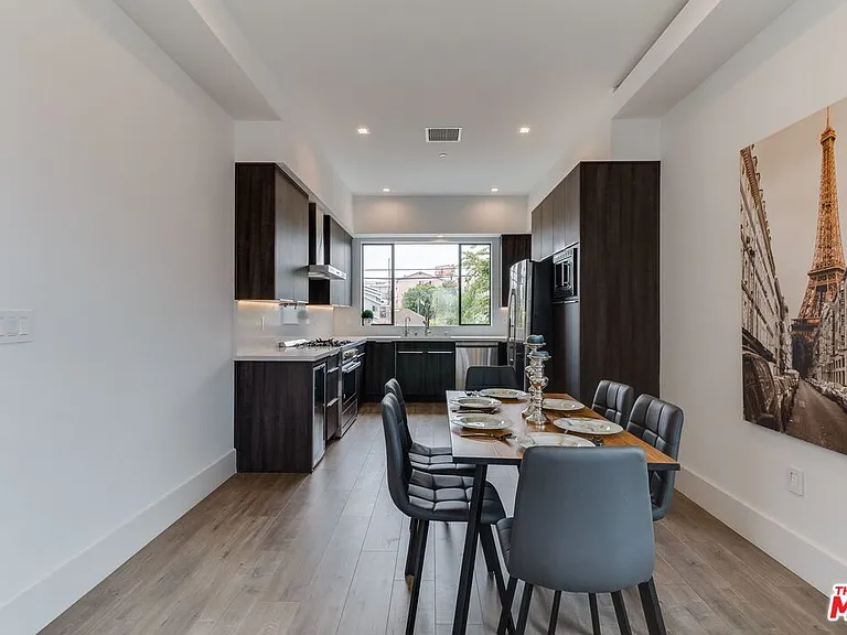 4830 1/2 W Pickford St — Photo 16