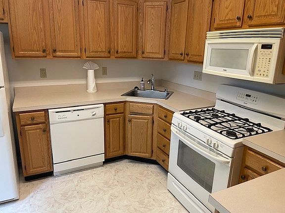 5th image of 645 Oakland Hills Dr APT 2A