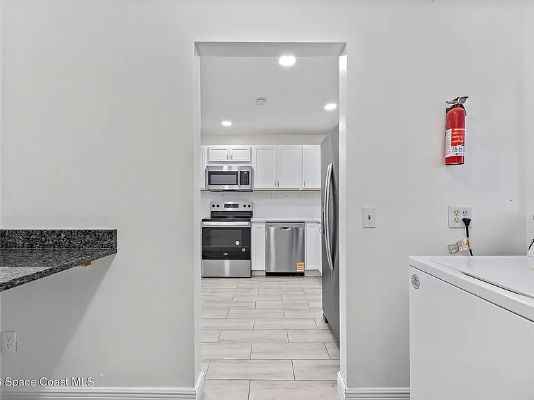 419 Marquis St — Photo 21