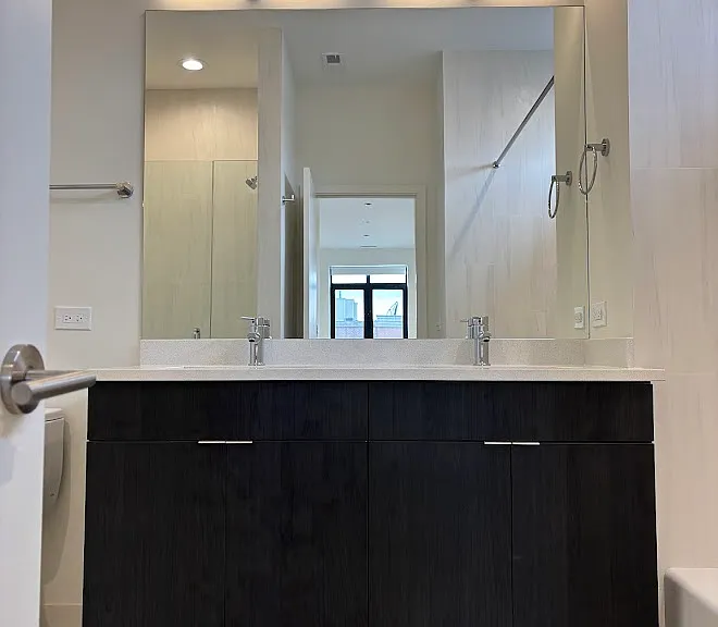 4007 N Kolmar Ave — Photo 9