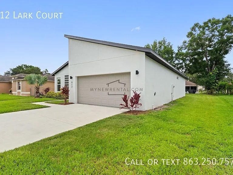 412 Lark Ct — Photo 3
