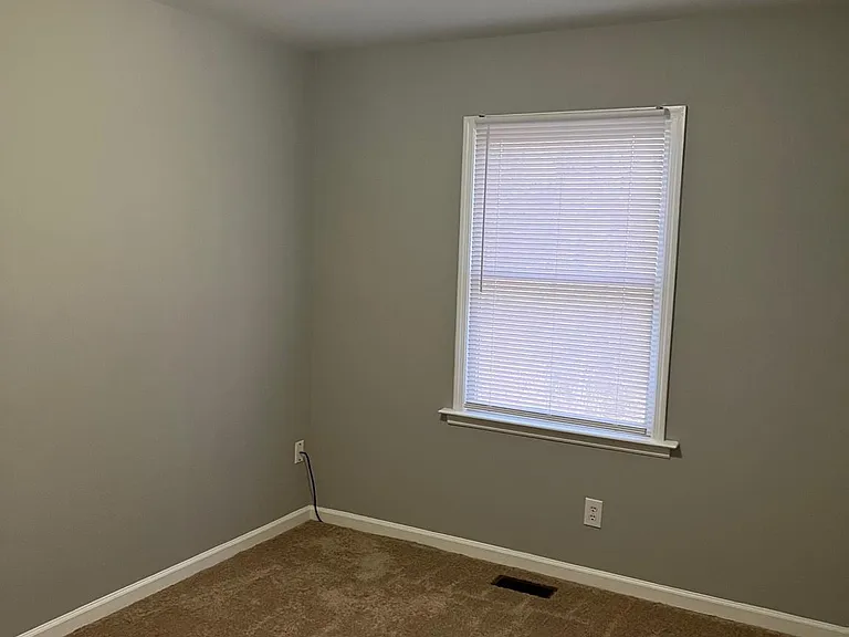 11211 Surry Woods Ct — Photo 12