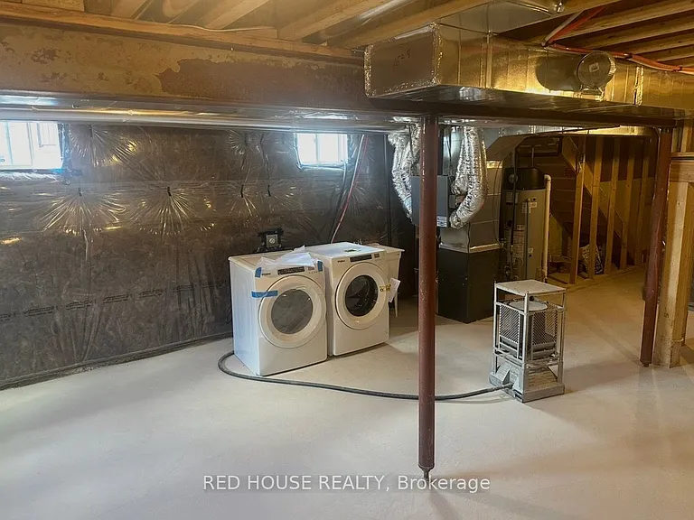 118 Stocks Ave — Photo 15