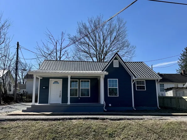 113 W Taylor St, Lawrenceburg, TN 38464