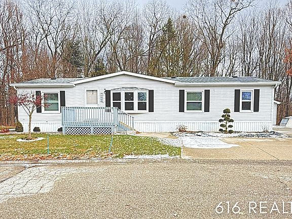 2nd image of 7358 Willow Wood Dr NE
