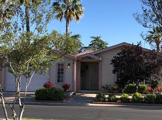 680 Bahama Dr, Hemet, CA 92543