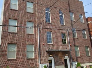 1617 21st Pl SE APT 103, Washington, DC 20020