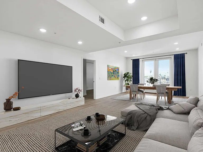 14541 Gilmore St Apartments — Photo 12