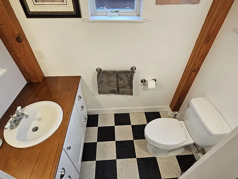 1461 Griffith Point Rd — Photo 15