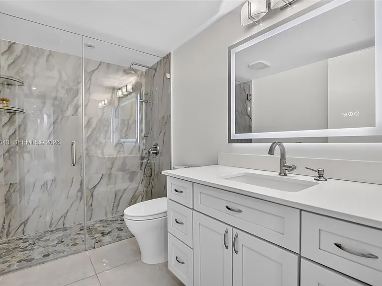 13800 SW 14th St #114C — Photo 29