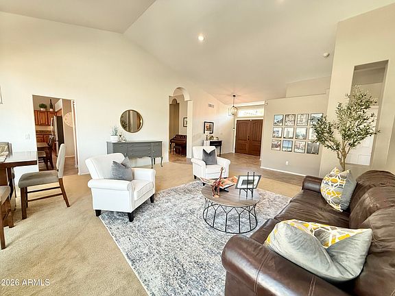 5th image of 208 E SOUTH FORK Drive