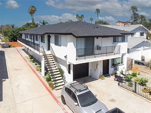 226 N Citrus Ave #A Photo 1