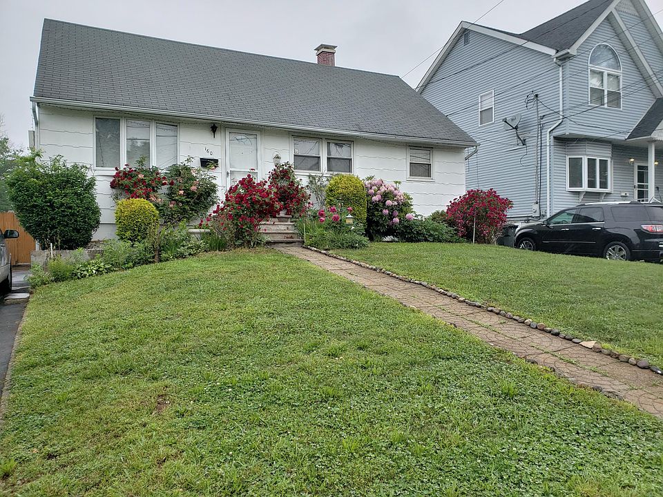 1st image of 160 Bedford Ave
