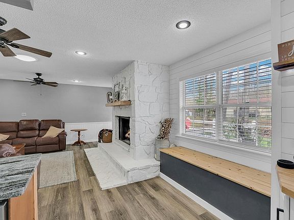 5th image of 2142 Keno Dr