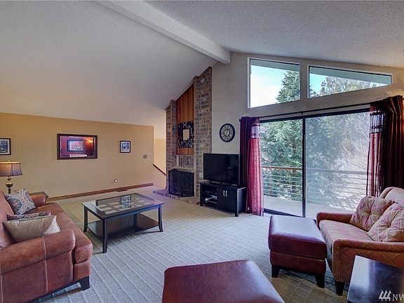 5th image of 740 Kalmia Pl NW