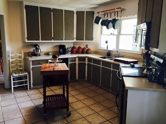 Huge kitchen