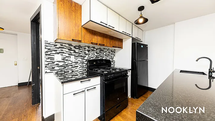 Rented by Nooklyn NYC LLC | media 3