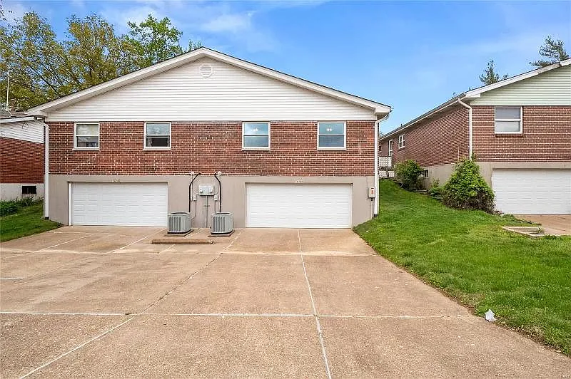 Building Photo - 10142 Buffton Dr