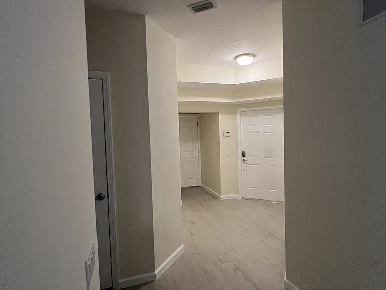 2128 River Turia Cir — Photo 33