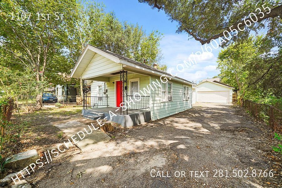 1st image of 1107 1st St