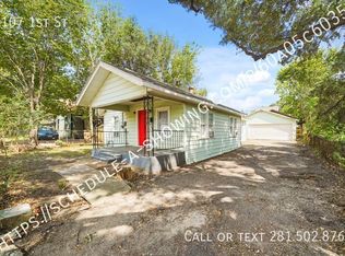 1107 1st St, Galena Park, TX 77547