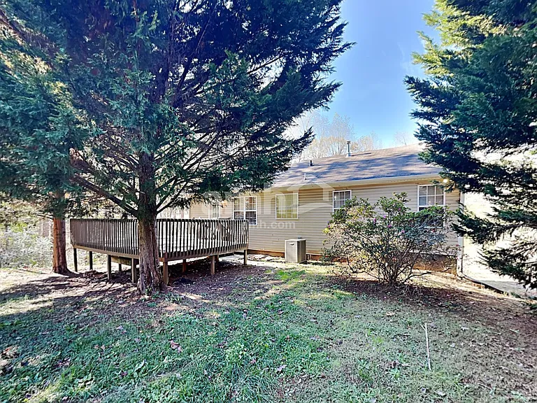 372 Emerald Pines Dr — Photo 18