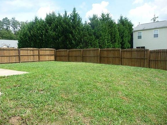 Fully fenced back yard
