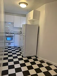 Rented by City Connections Realty