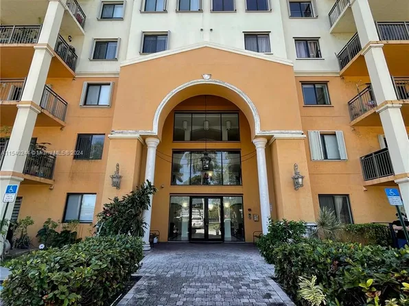 9300 Fontainebleau Blvd #E504, Miami, FL 33172