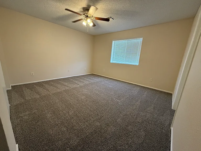 6141 E 40th Pl — Photo 14